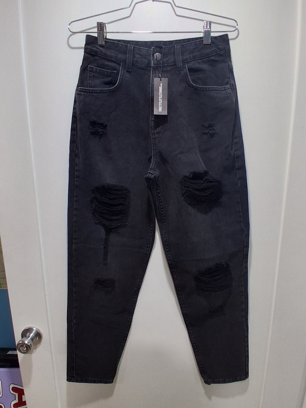 NWT PrettyLittleThing High-Waist Distressed Washed Black Women’s Jeans US2